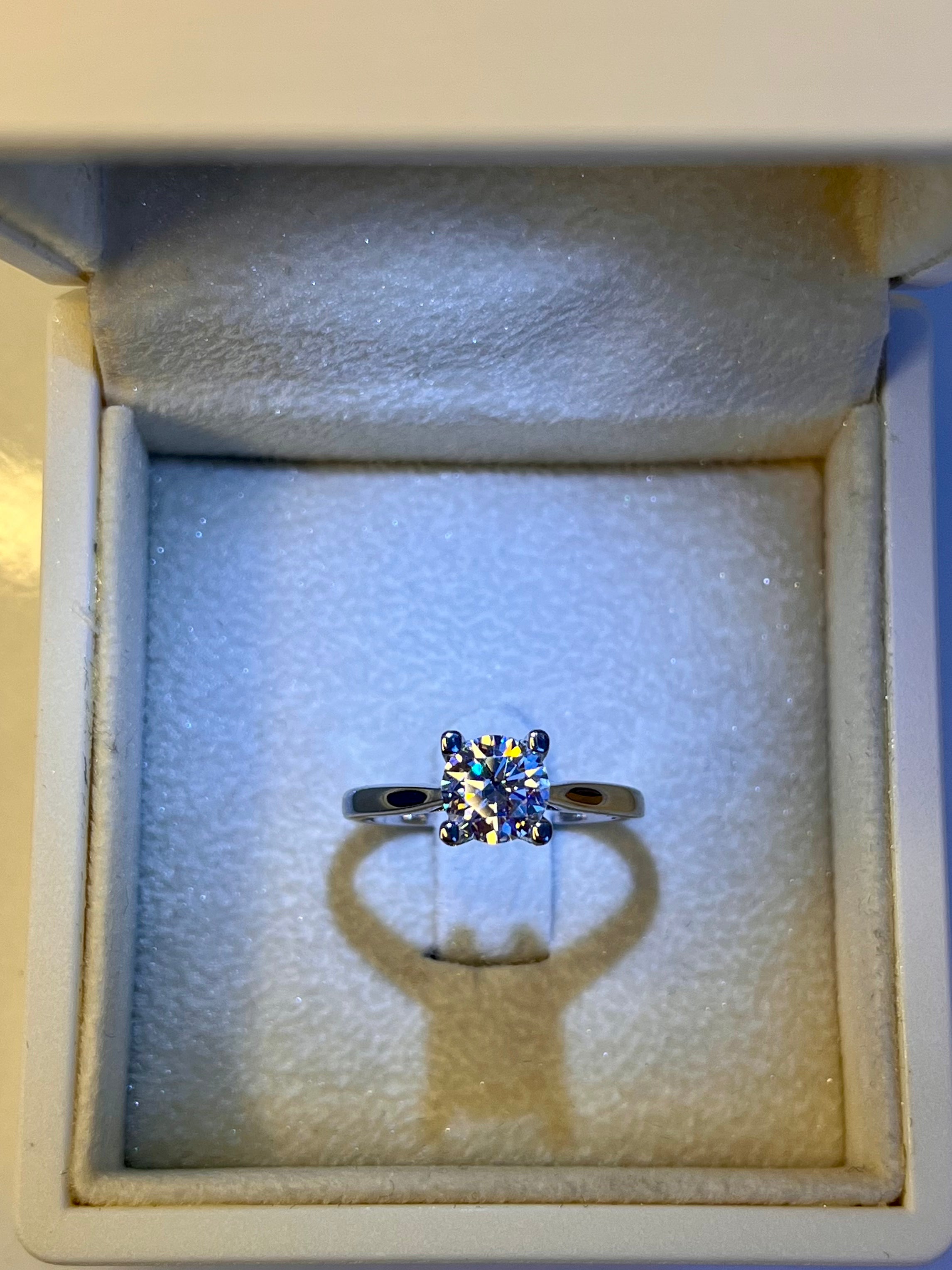 Moissanite Ring - GRA Certified - Pass Test Diamond