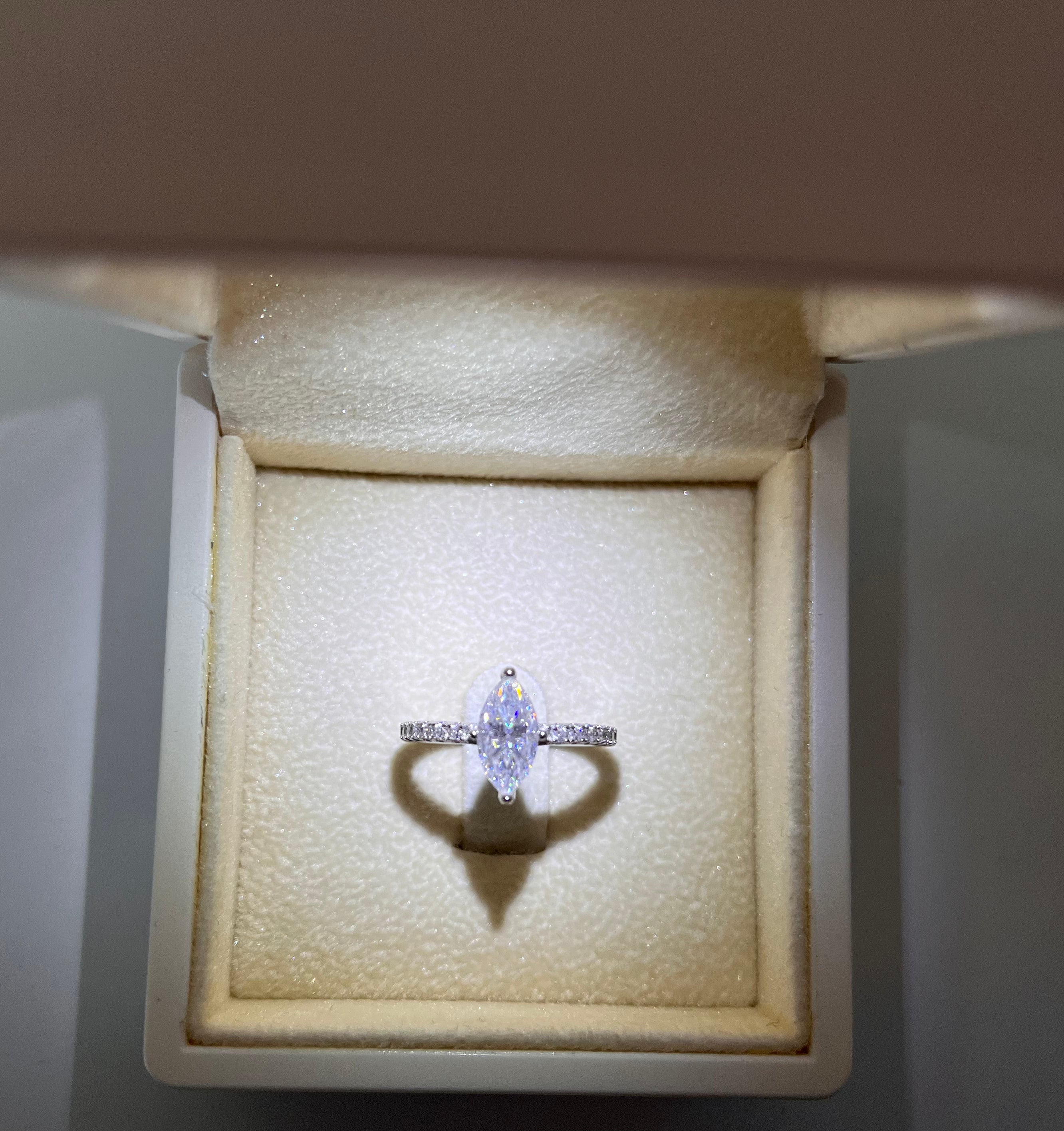 Moissanite Ring - GRA Certified - Pass Test Diamond Pen