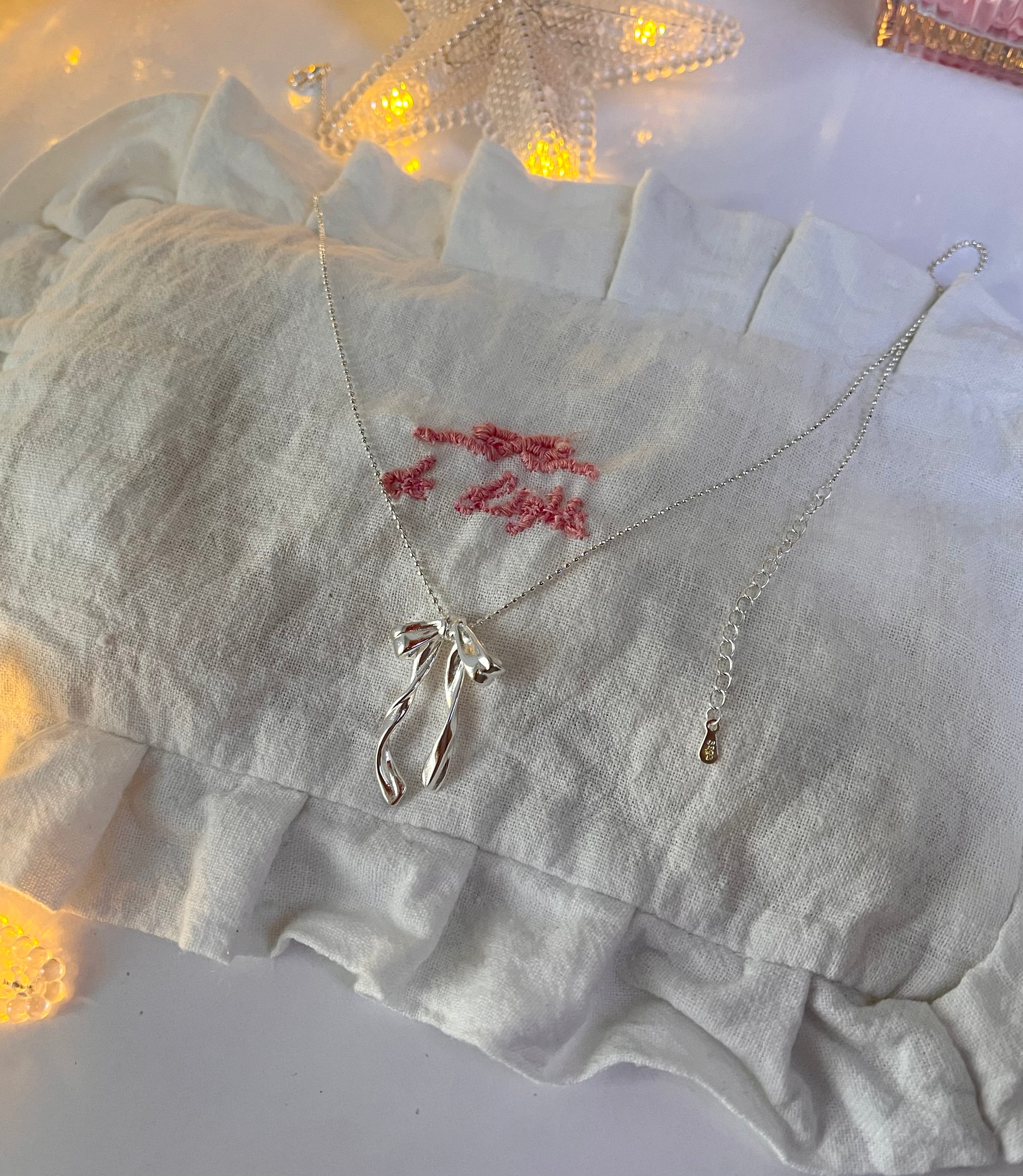 925 Sterling Silver Coquette Bow Necklace